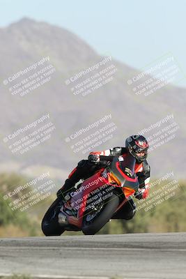 media/Dec-01-2025-Moto Forza (Mon) [[2daa91e15f]]/2-Intermediate Group/Session 2 Turn 9 Entry/